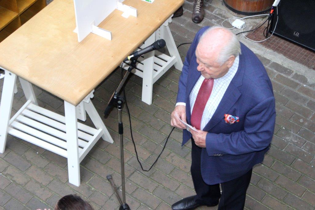 Karl Blecha Minister a.D (1)