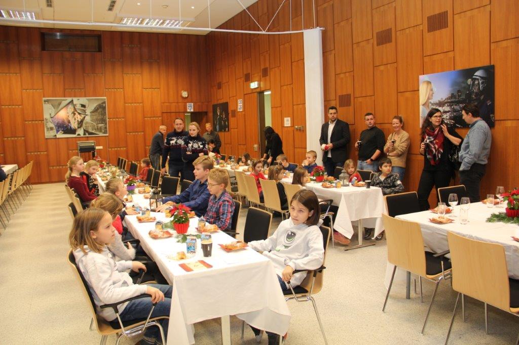 UI_Kinderweihnachtsfeier_2018 (38)