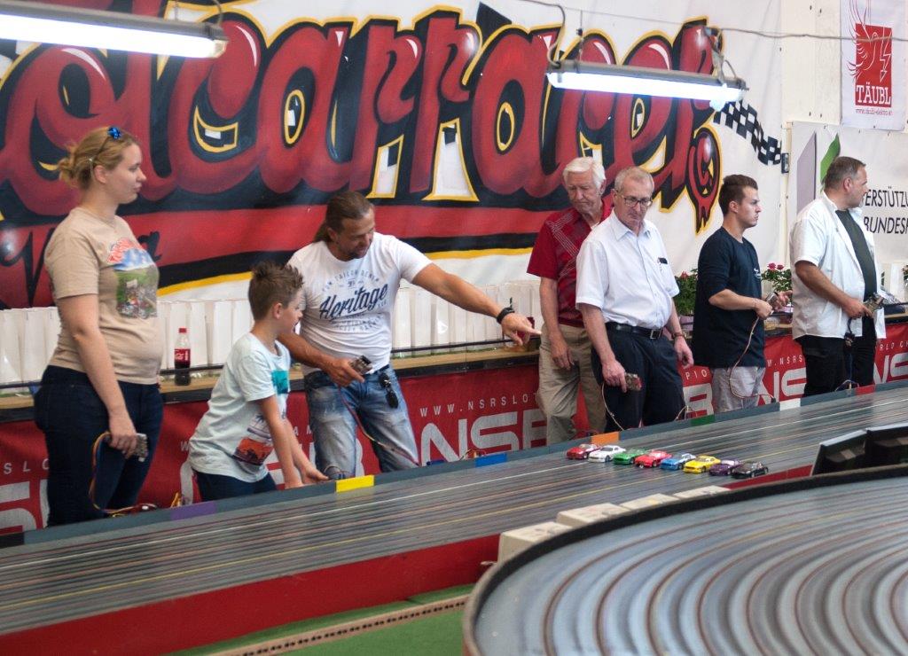 2017-06-02 2017_06_02 UI Slot Car Rennen @ LPD Wien033
