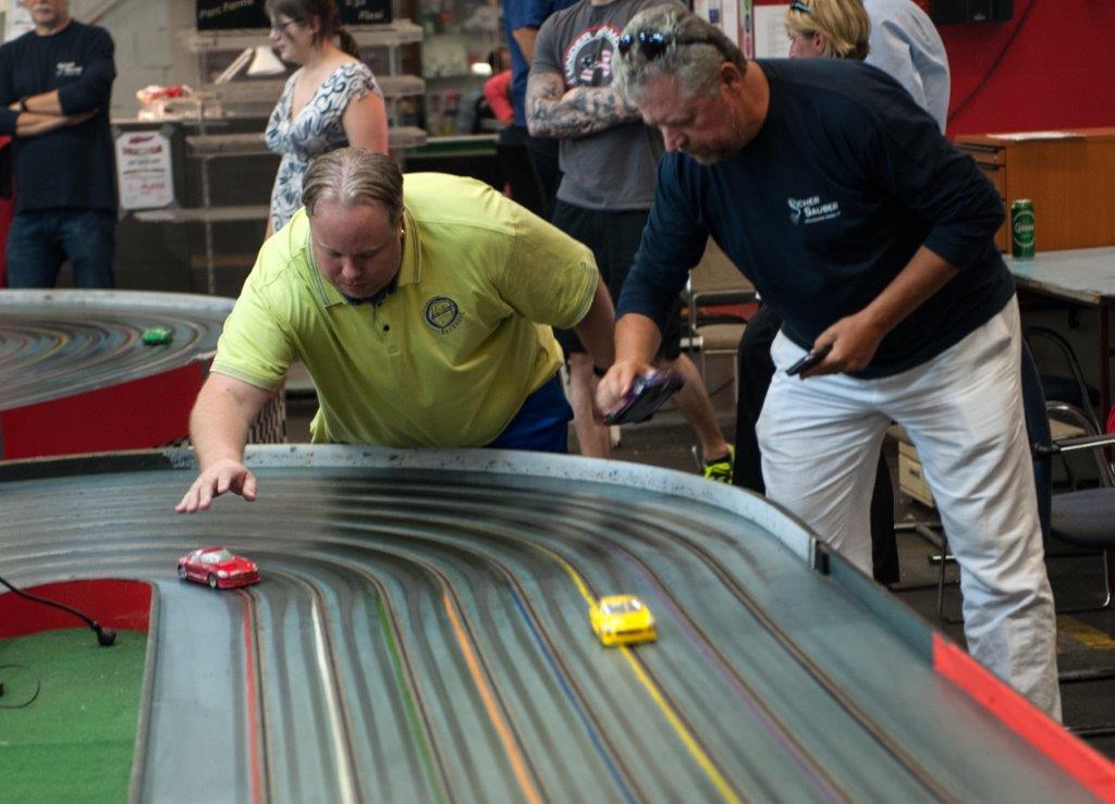 2017-06-02 2017_06_02 UI Slot Car Rennen @ LPD Wien037