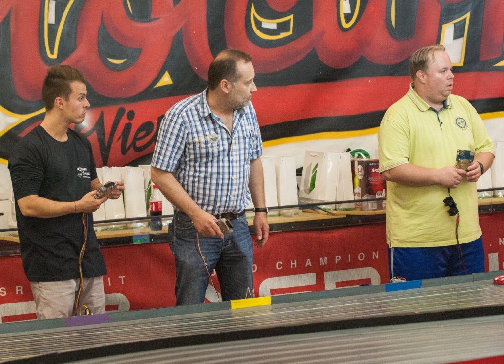 2017-06-02 2017_06_02 UI Slot Car Rennen @ LPD Wien080