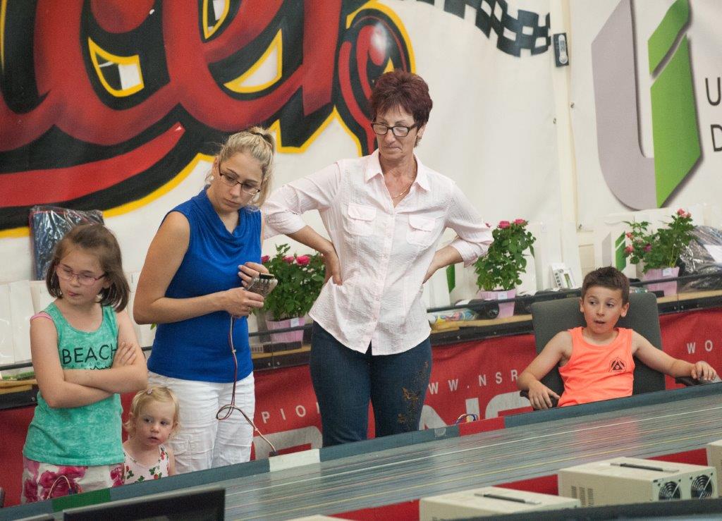 2017-06-02 2017_06_02 UI Slot Car Rennen @ LPD Wien089