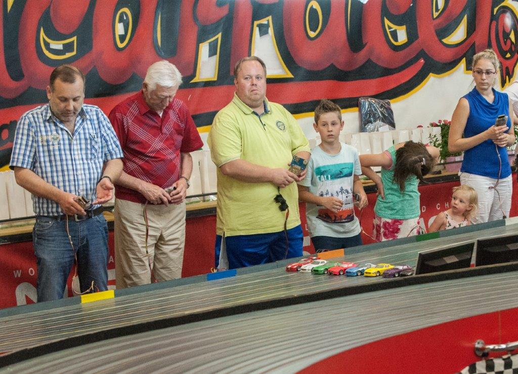 2017-06-02 2017_06_02 UI Slot Car Rennen @ LPD Wien093