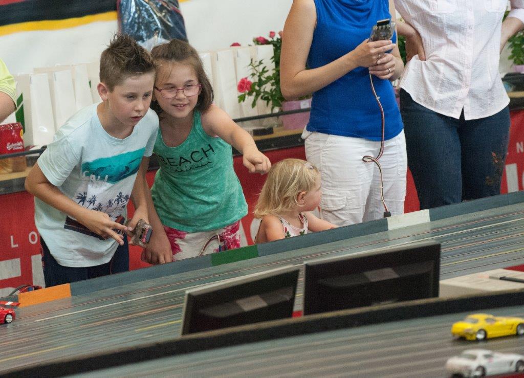 2017-06-02 2017_06_02 UI Slot Car Rennen @ LPD Wien096