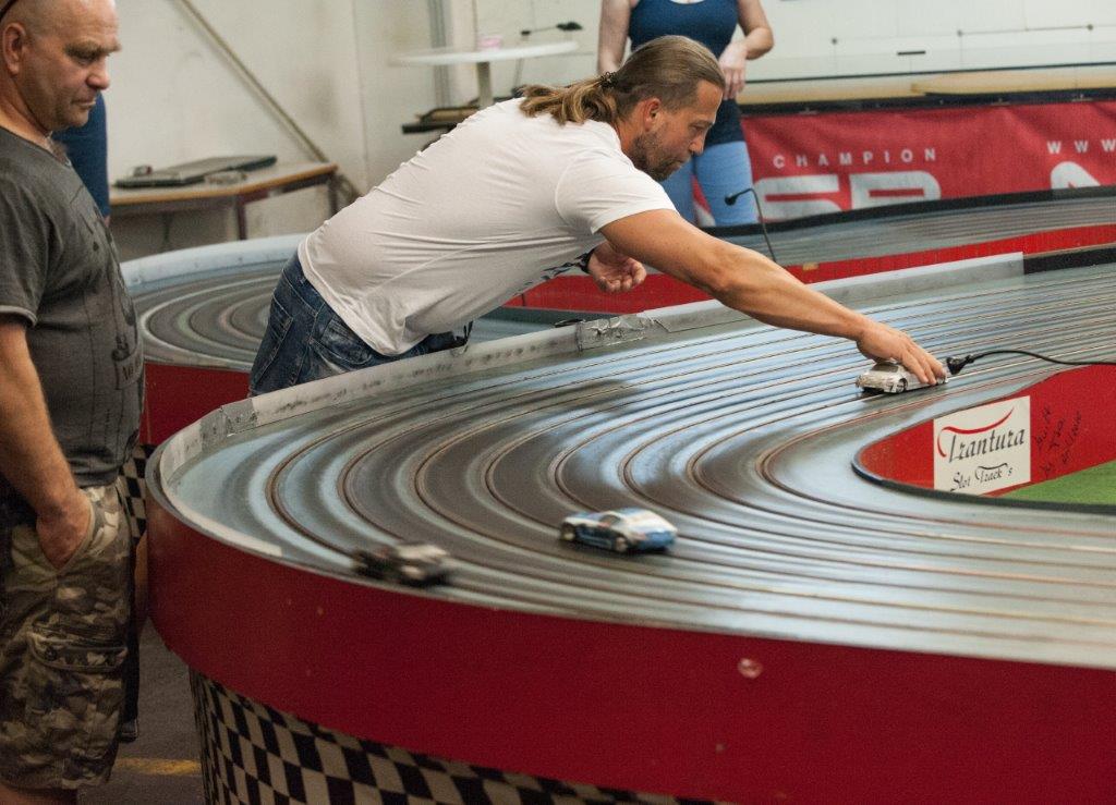 2017-06-02 2017_06_02 UI Slot Car Rennen @ LPD Wien104