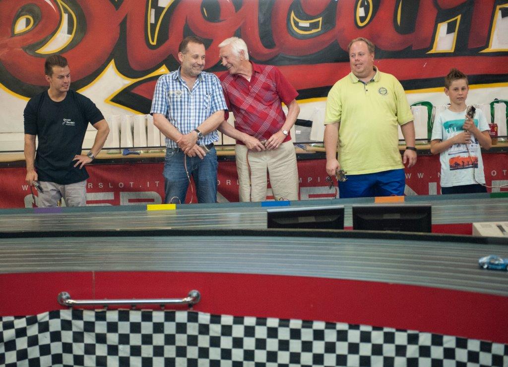 2017-06-02 2017_06_02 UI Slot Car Rennen @ LPD Wien113