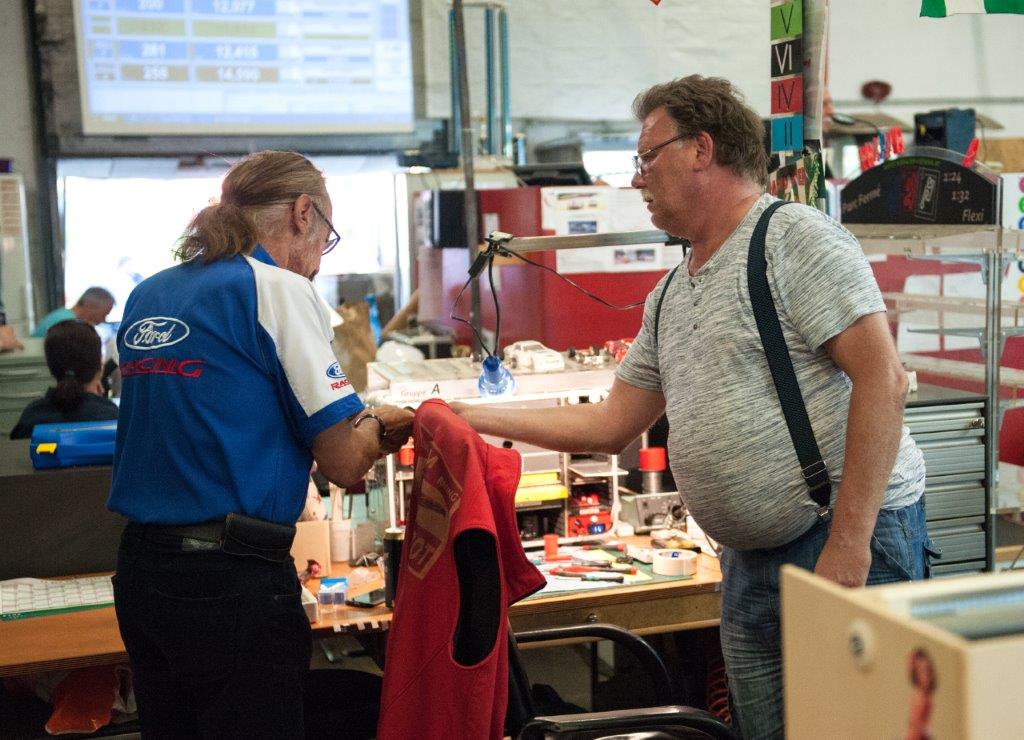2017-06-02 2017_06_02 UI Slot Car Rennen @ LPD Wien129
