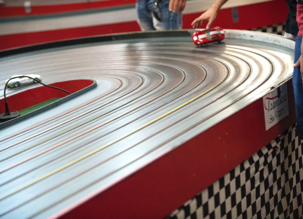 2017-06-02 2017_06_02 UI Slot Car Rennen @ LPD Wien146