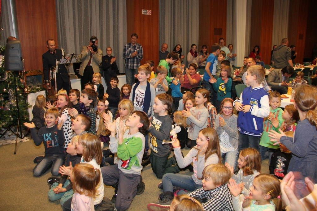UI-Kinderweihnachtsfeier_2015 (208)