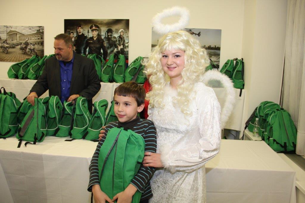UI-Kinderweihnachtsfeier_2015 (225)