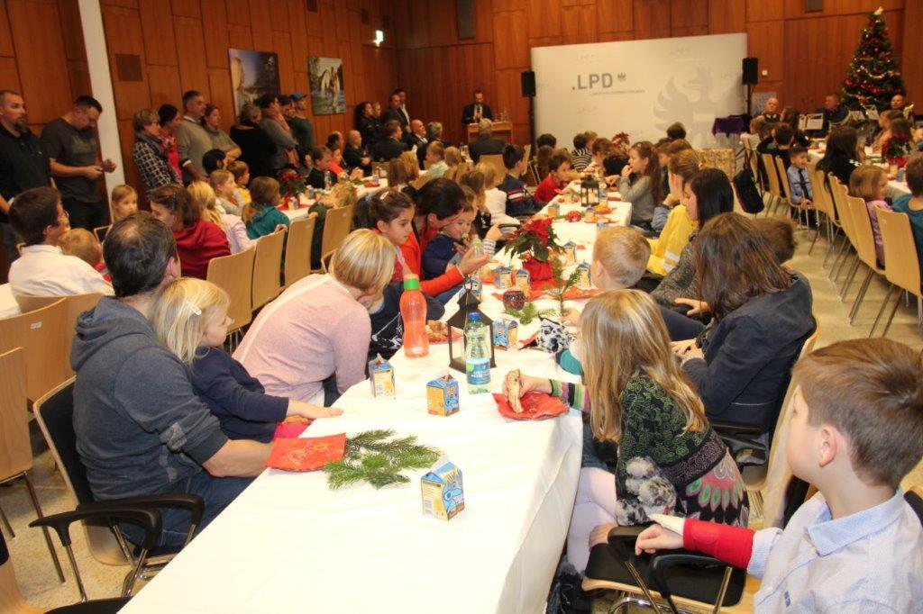 UI_Kinderweihnachtsfeier_2019 (60)