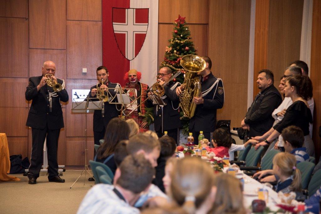 UI Weihnachtsfeier 021�Andreas Riegler