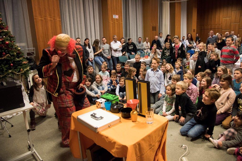 UI Weihnachtsfeier 056�Andreas Riegler