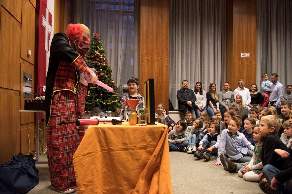 UI Weihnachtsfeier 059�Andreas Riegler