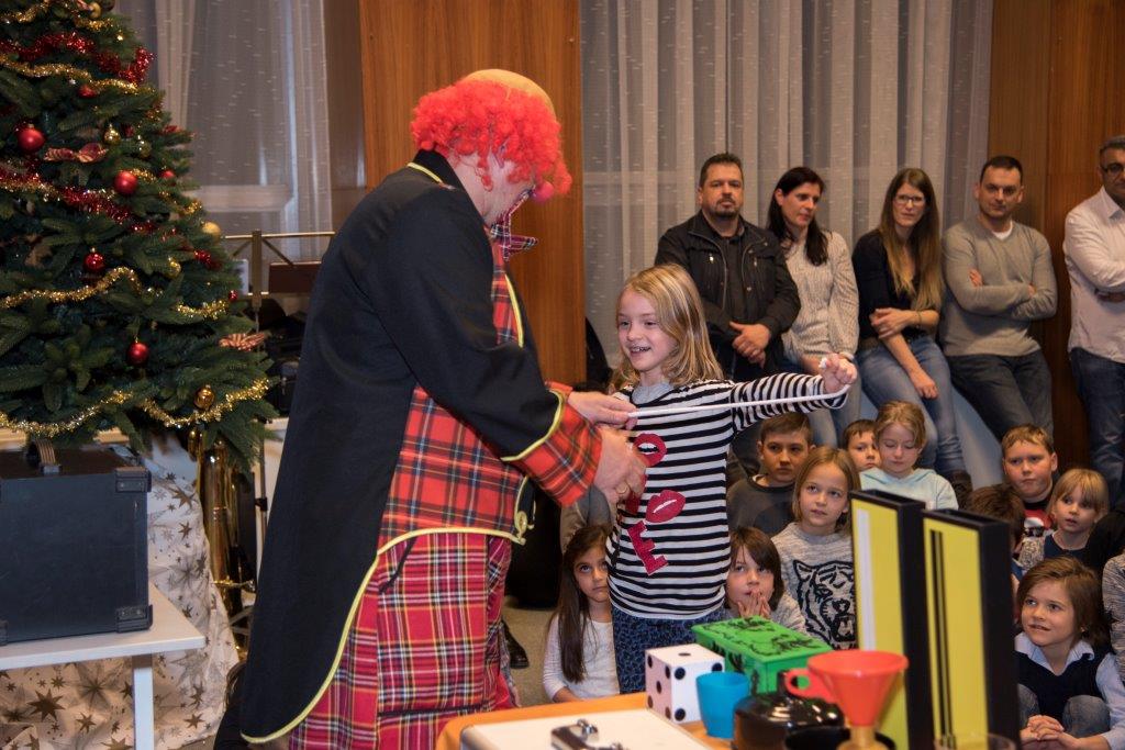 UI Weihnachtsfeier 062�Andreas Riegler