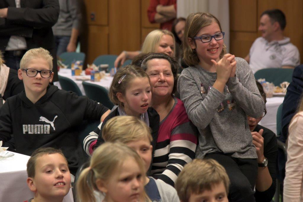 UI Weihnachtsfeier 126@ELBE Bernhard