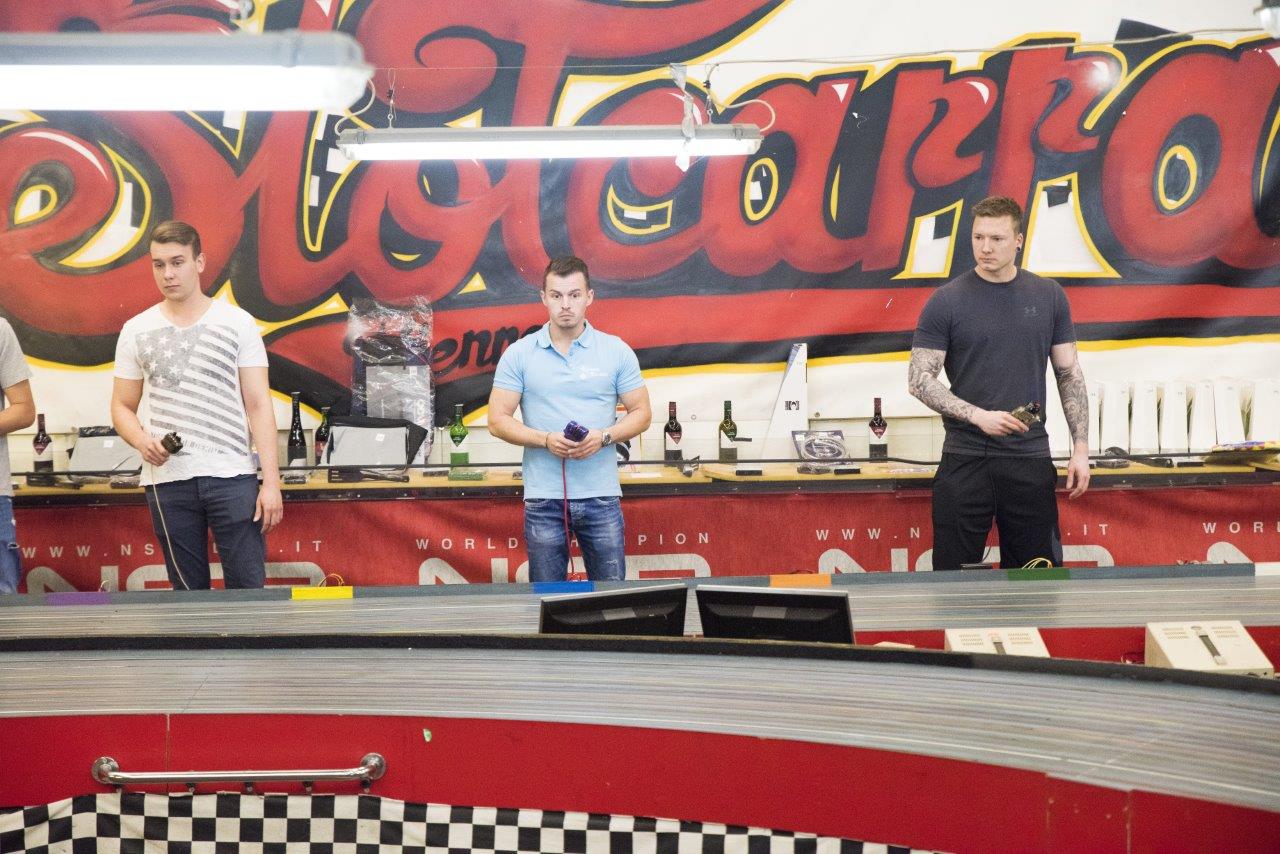 2018-06-15 UI Slot Car Rennen 016 @ Gerhartl-Sinzinger Dietmar.jpg