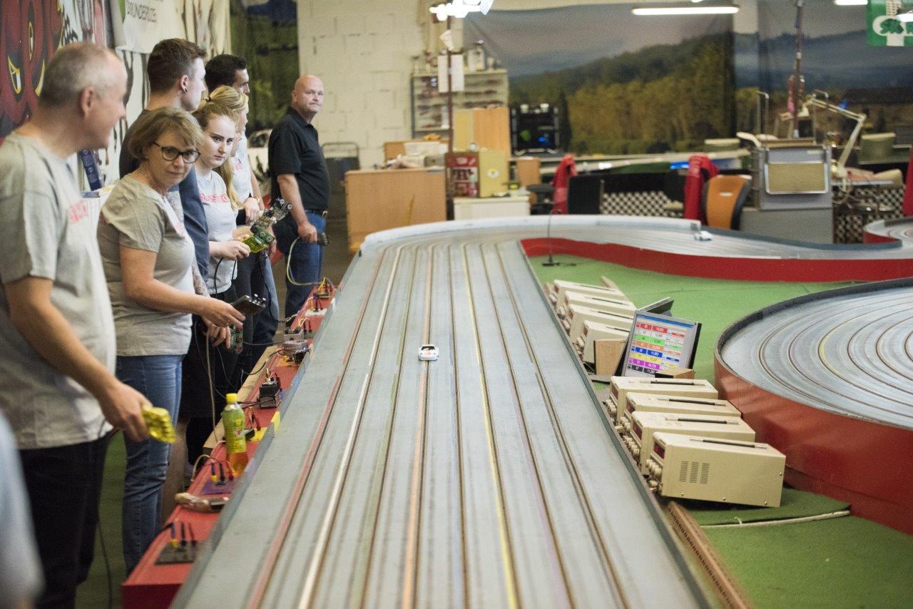 2018-06-15 UI Slot Car Rennen 040 @ Gerhartl-Sinzinger Dietmar.jpg