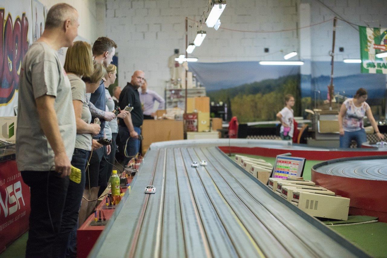 2018-06-15 UI Slot Car Rennen 044 @ Gerhartl-Sinzinger Dietmar.jpg