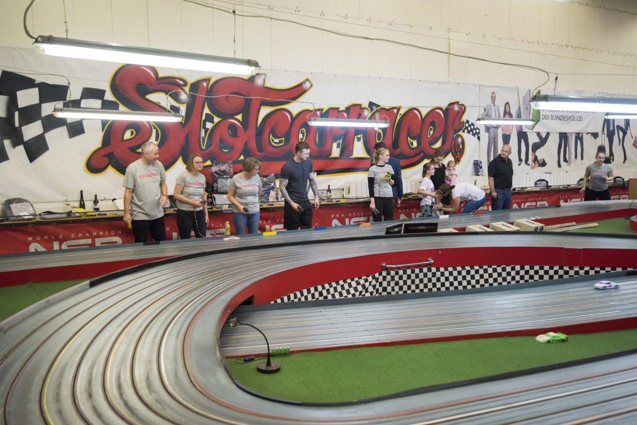 2018-06-15 UI Slot Car Rennen 050 @ Gerhartl-Sinzinger Dietmar.jpg