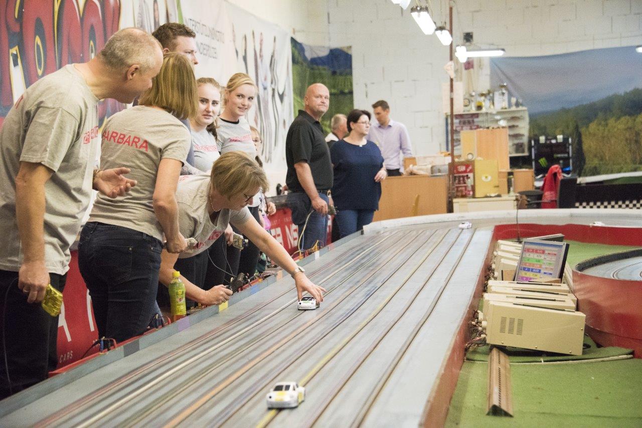 2018-06-15 UI Slot Car Rennen 054 @ Gerhartl-Sinzinger Dietmar.jpg