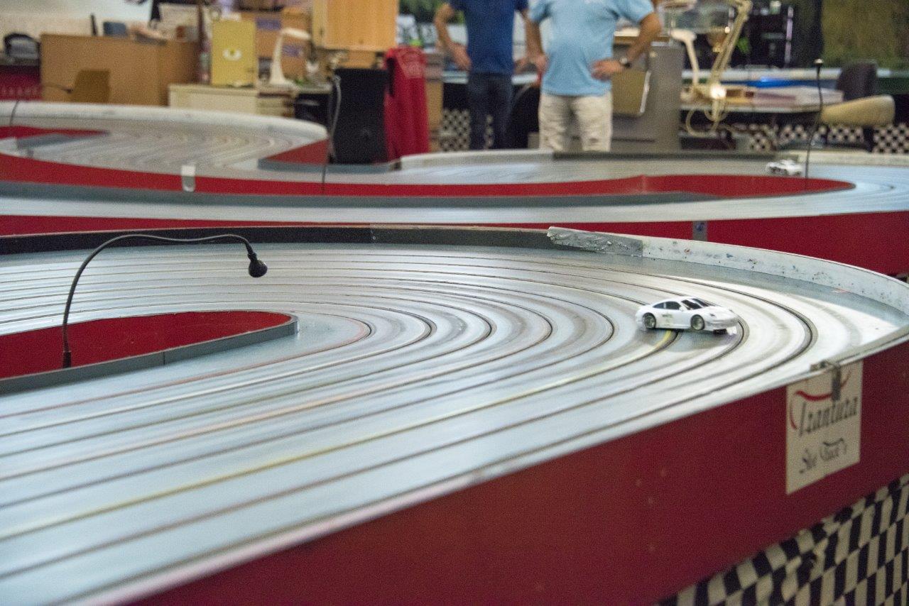 2018-06-15 UI Slot Car Rennen 072 @ Gerhartl-Sinzinger Dietmar.jpg