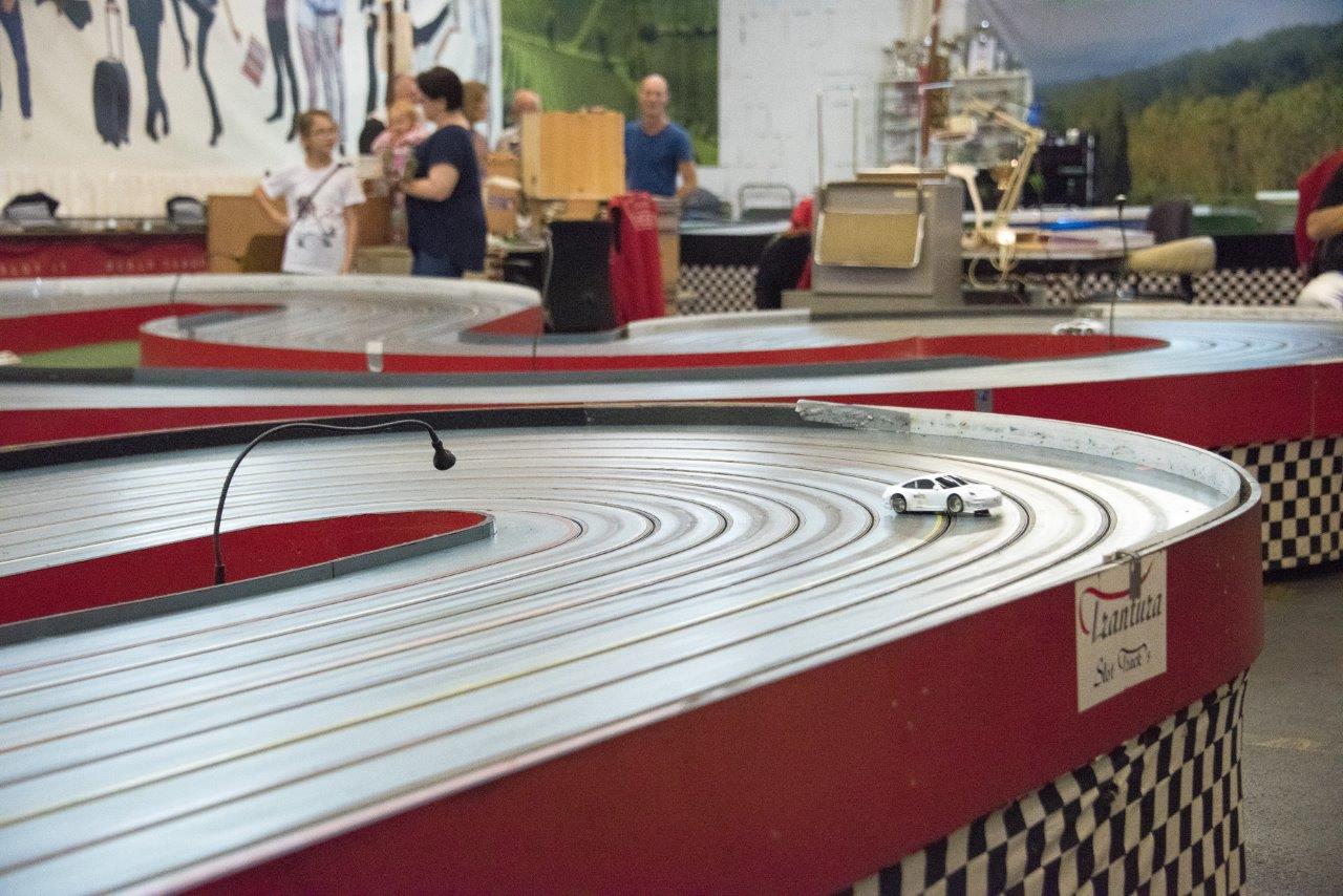 2018-06-15 UI Slot Car Rennen 077 @ Gerhartl-Sinzinger Dietmar.jpg