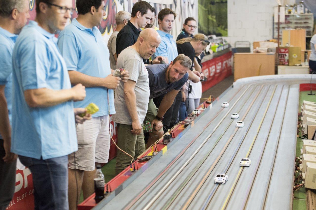 2018-06-15 UI Slot Car Rennen 098 @ Gerhartl-Sinzinger Dietmar.jpg