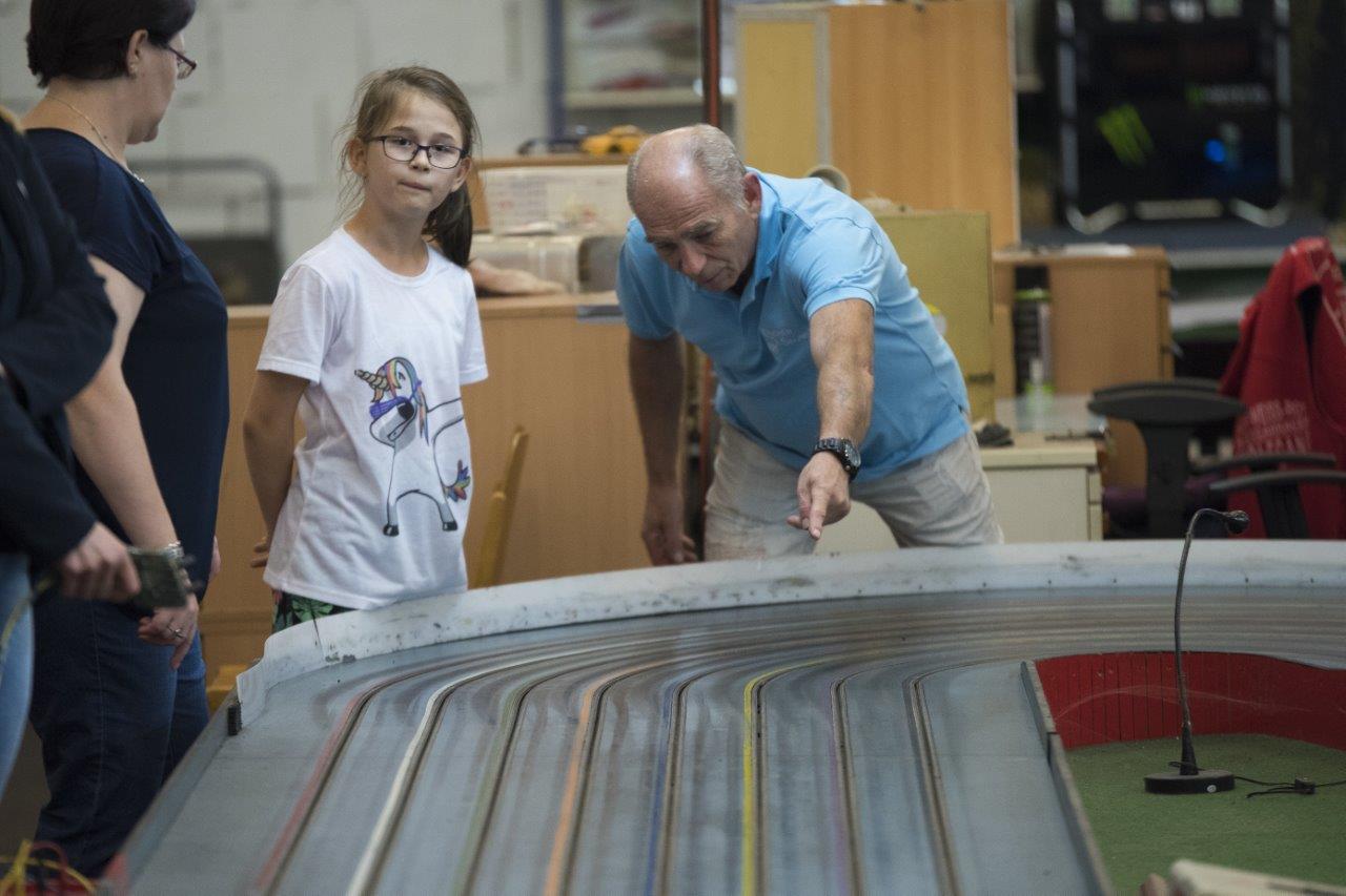 2018-06-15 UI Slot Car Rennen 102 @ Gerhartl-Sinzinger Dietmar.jpg