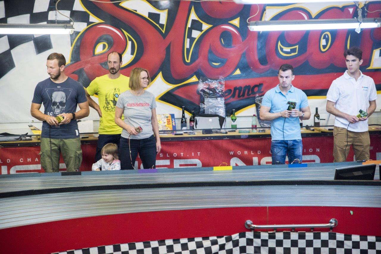 2018-06-15 UI Slot Car Rennen 149 @ Gerhartl-Sinzinger Dietmar.jpg