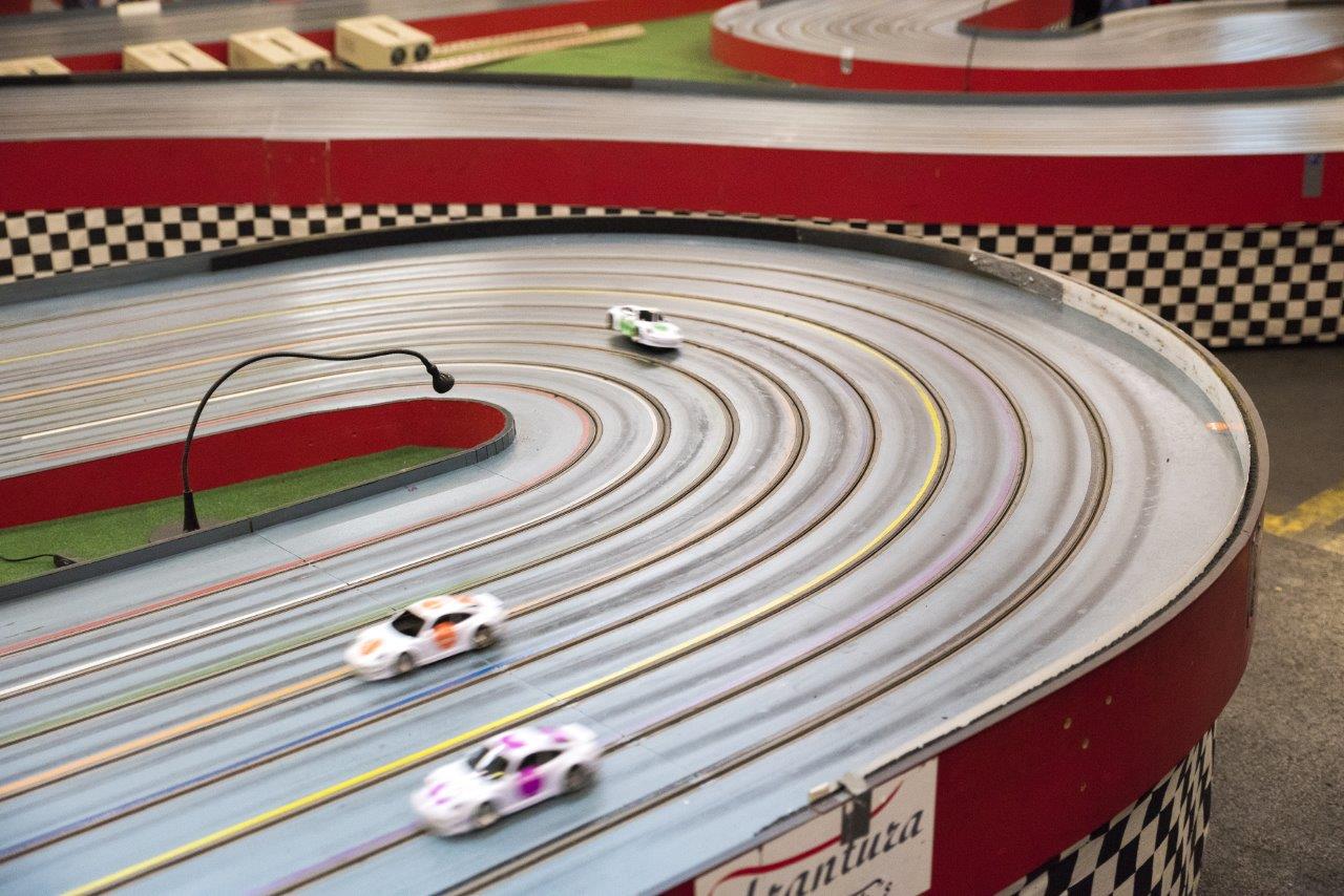 2018-06-15 UI Slot Car Rennen 151 @ Gerhartl-Sinzinger Dietmar.jpg
