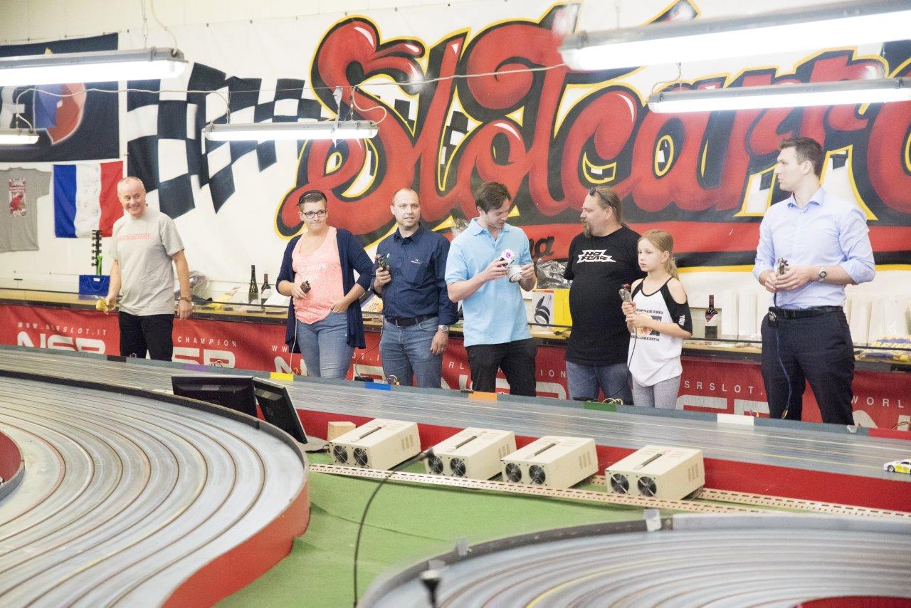 2018-06-15 UI Slot Car Rennen 161 @ Gerhartl-Sinzinger Dietmar.jpg