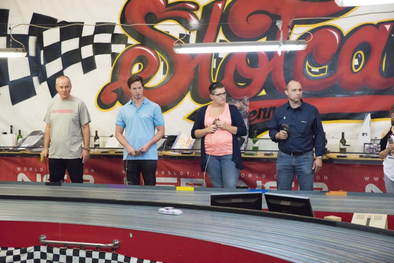 2018-06-15 UI Slot Car Rennen 170 @ Gerhartl-Sinzinger Dietmar.jpg