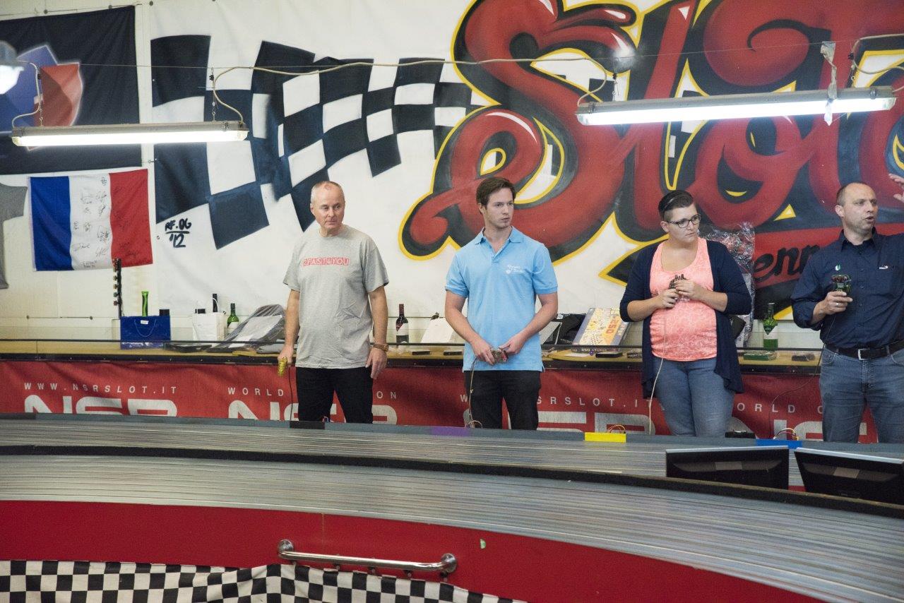 2018-06-15 UI Slot Car Rennen 171 @ Gerhartl-Sinzinger Dietmar.jpg