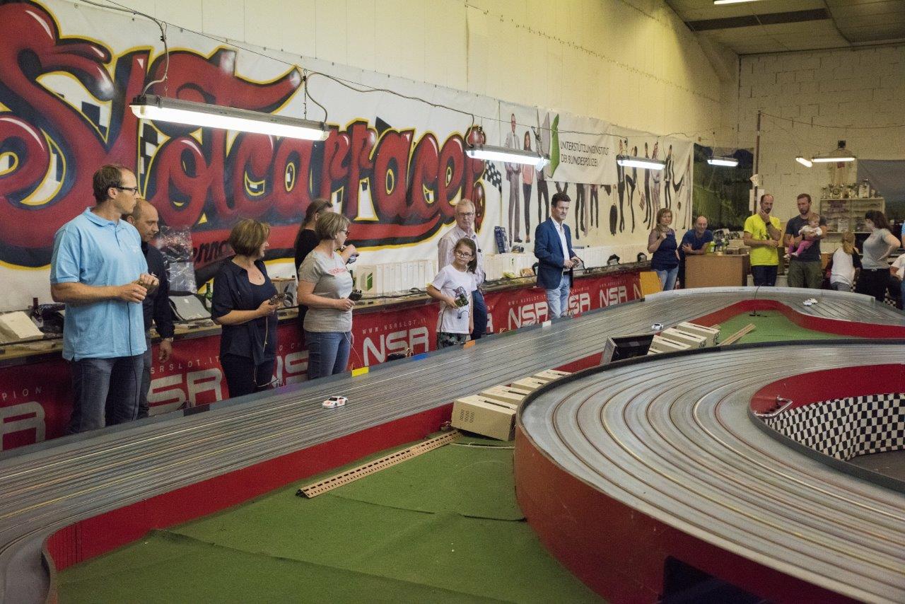 2018-06-15 UI Slot Car Rennen 179 @ Gerhartl-Sinzinger Dietmar.jpg