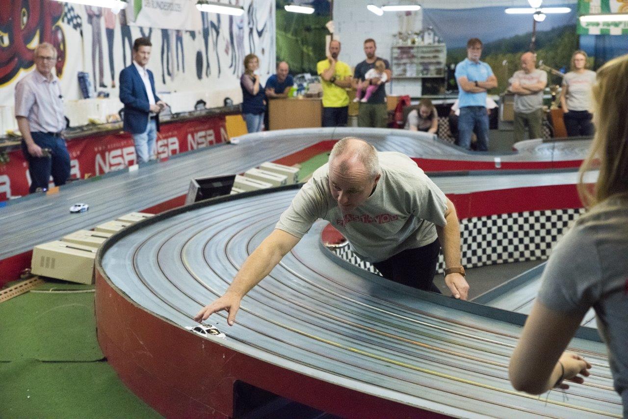 2018-06-15 UI Slot Car Rennen 180 @ Gerhartl-Sinzinger Dietmar.jpg