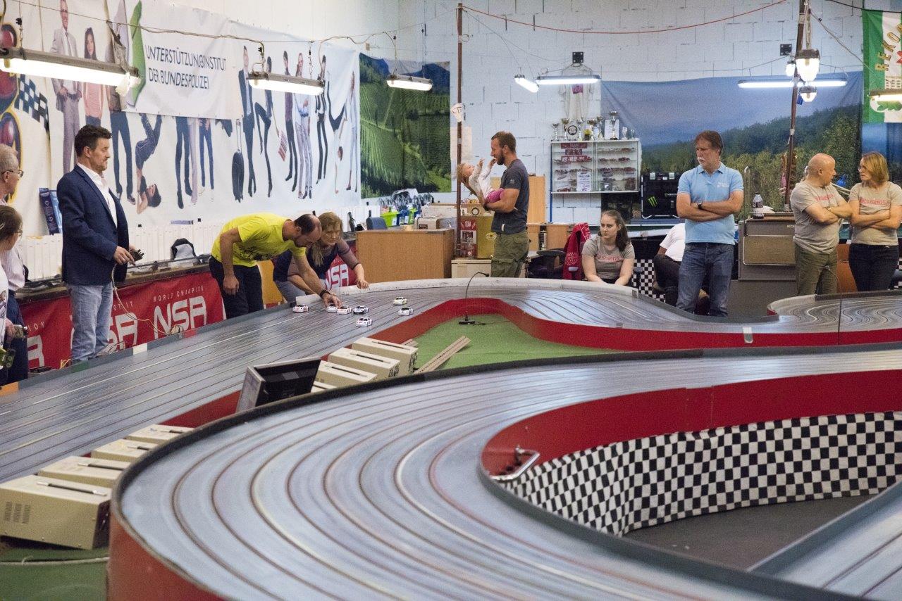 2018-06-15 UI Slot Car Rennen 183 @ Gerhartl-Sinzinger Dietmar.jpg