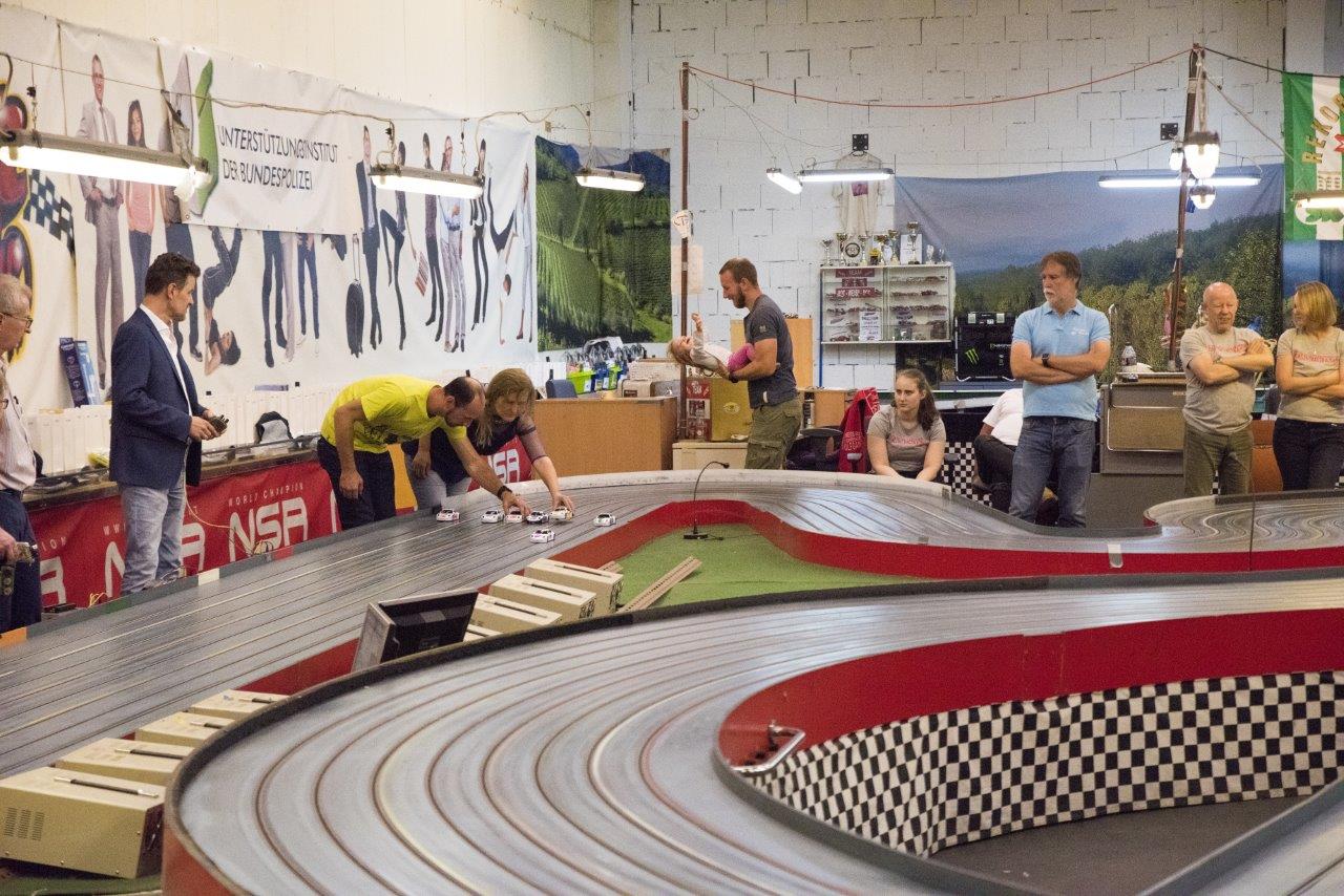 2018-06-15 UI Slot Car Rennen 184 @ Gerhartl-Sinzinger Dietmar.jpg