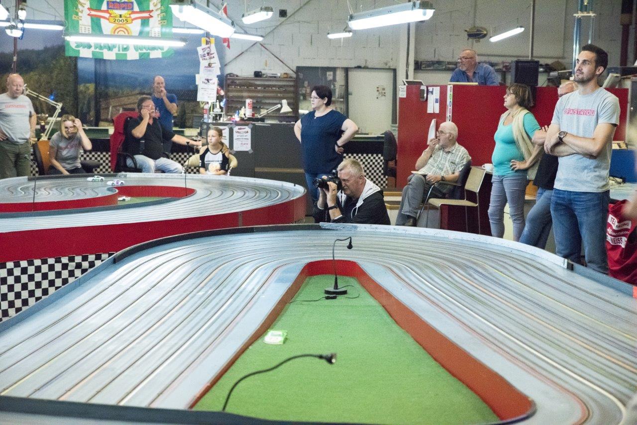 2018-06-15 UI Slot Car Rennen 186 @ Gerhartl-Sinzinger Dietmar.jpg