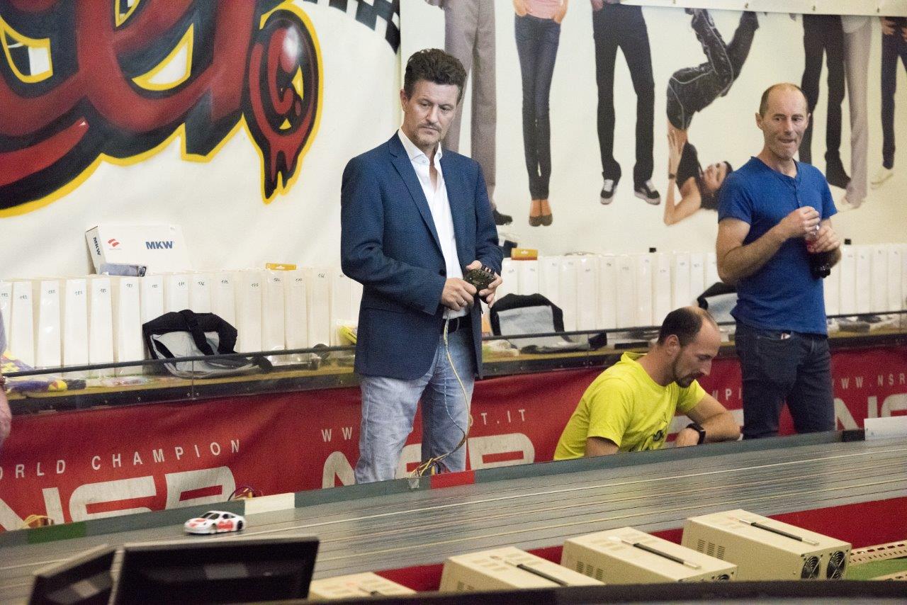 2018-06-15 UI Slot Car Rennen 197 @ Gerhartl-Sinzinger Dietmar.jpg