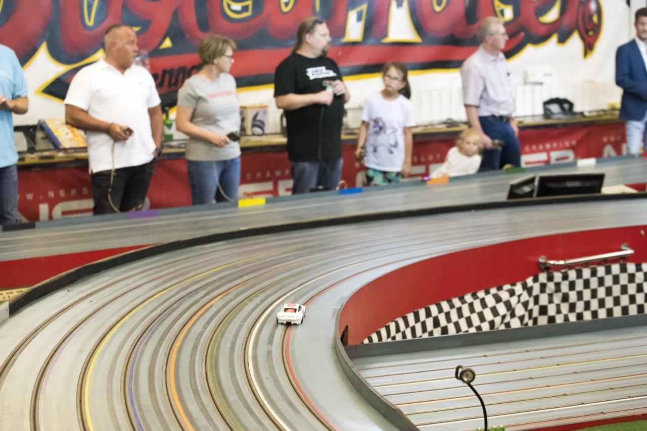 2018-06-15 UI Slot Car Rennen 199 @ Gerhartl-Sinzinger Dietmar.jpg