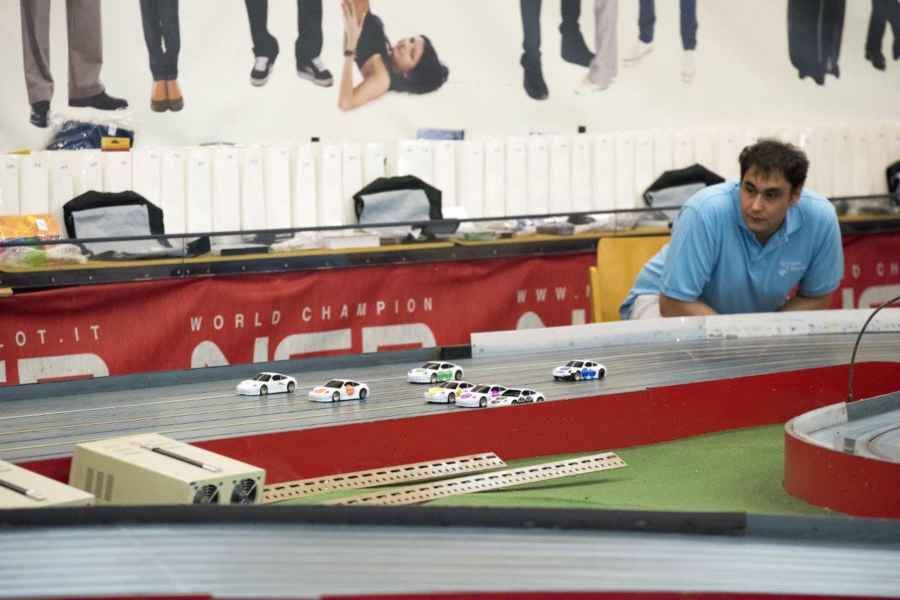 2018-06-15 UI Slot Car Rennen 208 @ Gerhartl-Sinzinger Dietmar.jpg