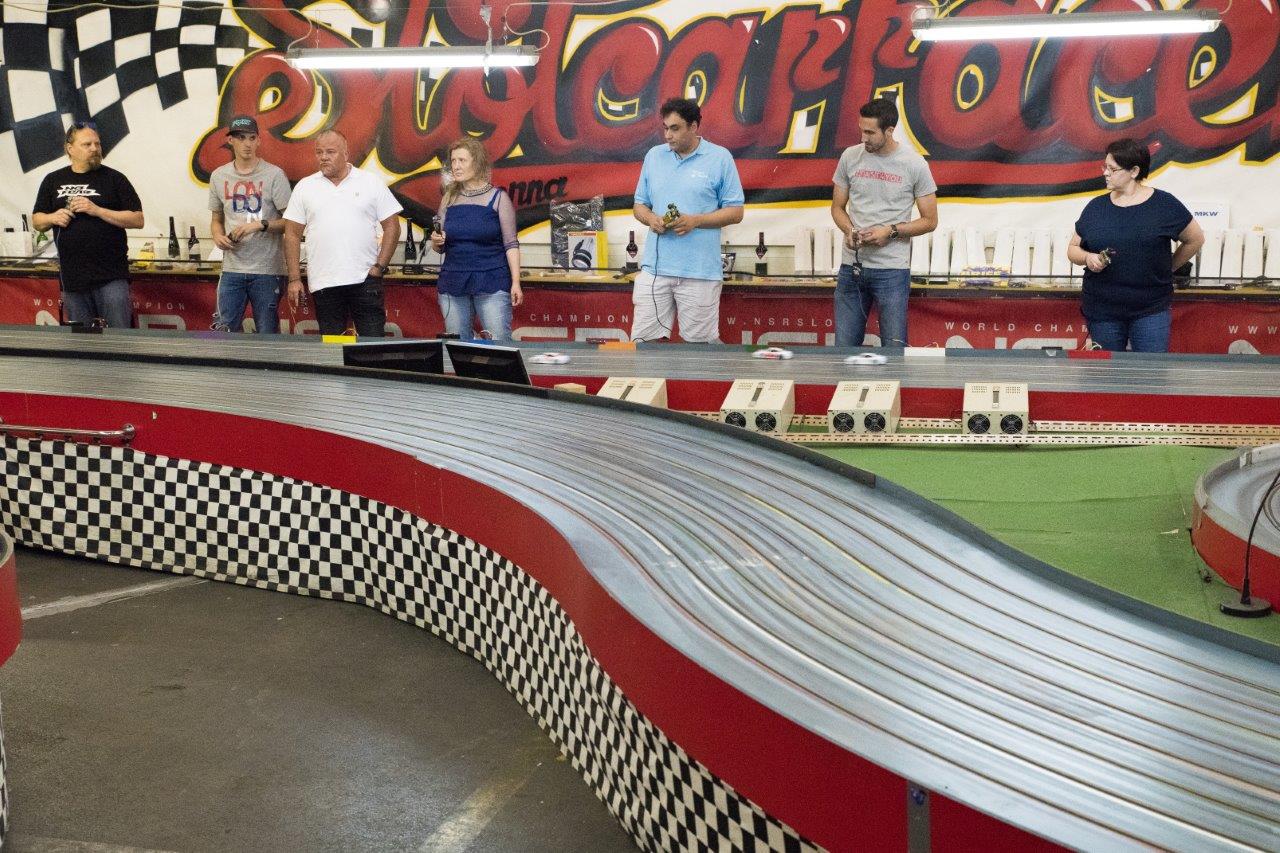 2018-06-15 UI Slot Car Rennen 245 @ Gerhartl-Sinzinger Dietmar.jpg