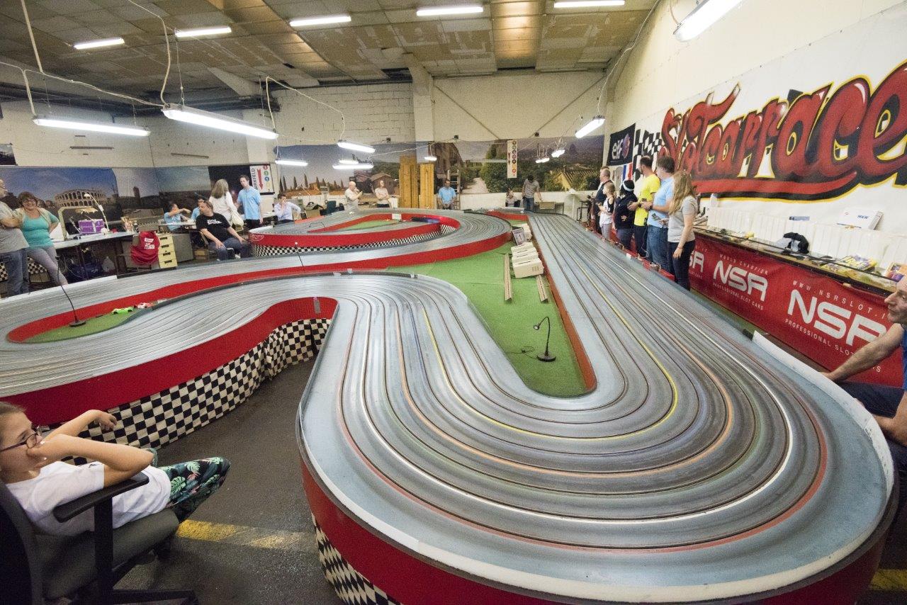 2018-06-15 UI Slot Car Rennen 297 @ Gerhartl-Sinzinger Dietmar.jpg