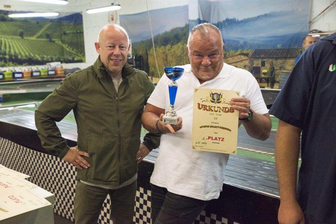 2018-06-15 UI Slot Car Rennen 349 @ Gerhartl-Sinzinger Dietmar.jpg