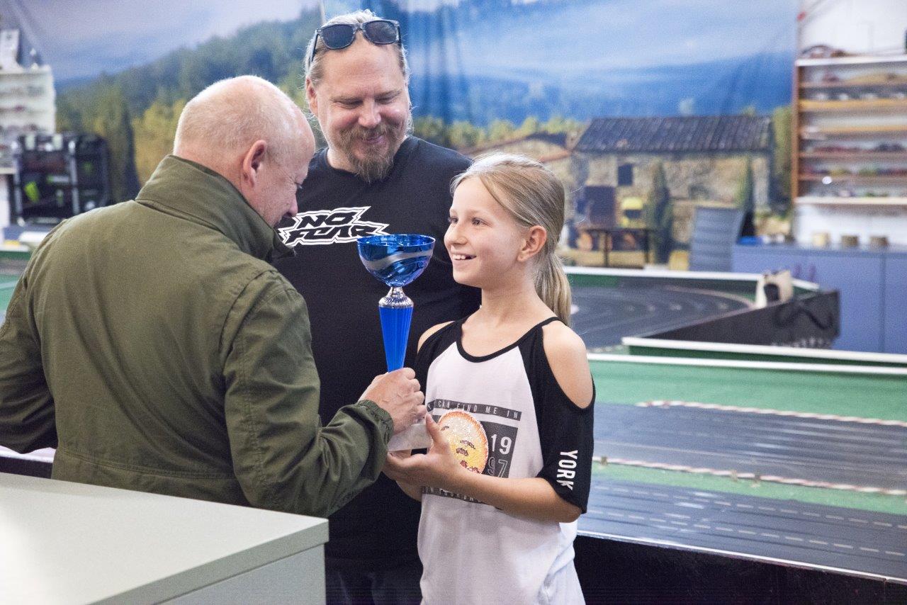 2018-06-15 UI Slot Car Rennen 383 @ Gerhartl-Sinzinger Dietmar.jpg