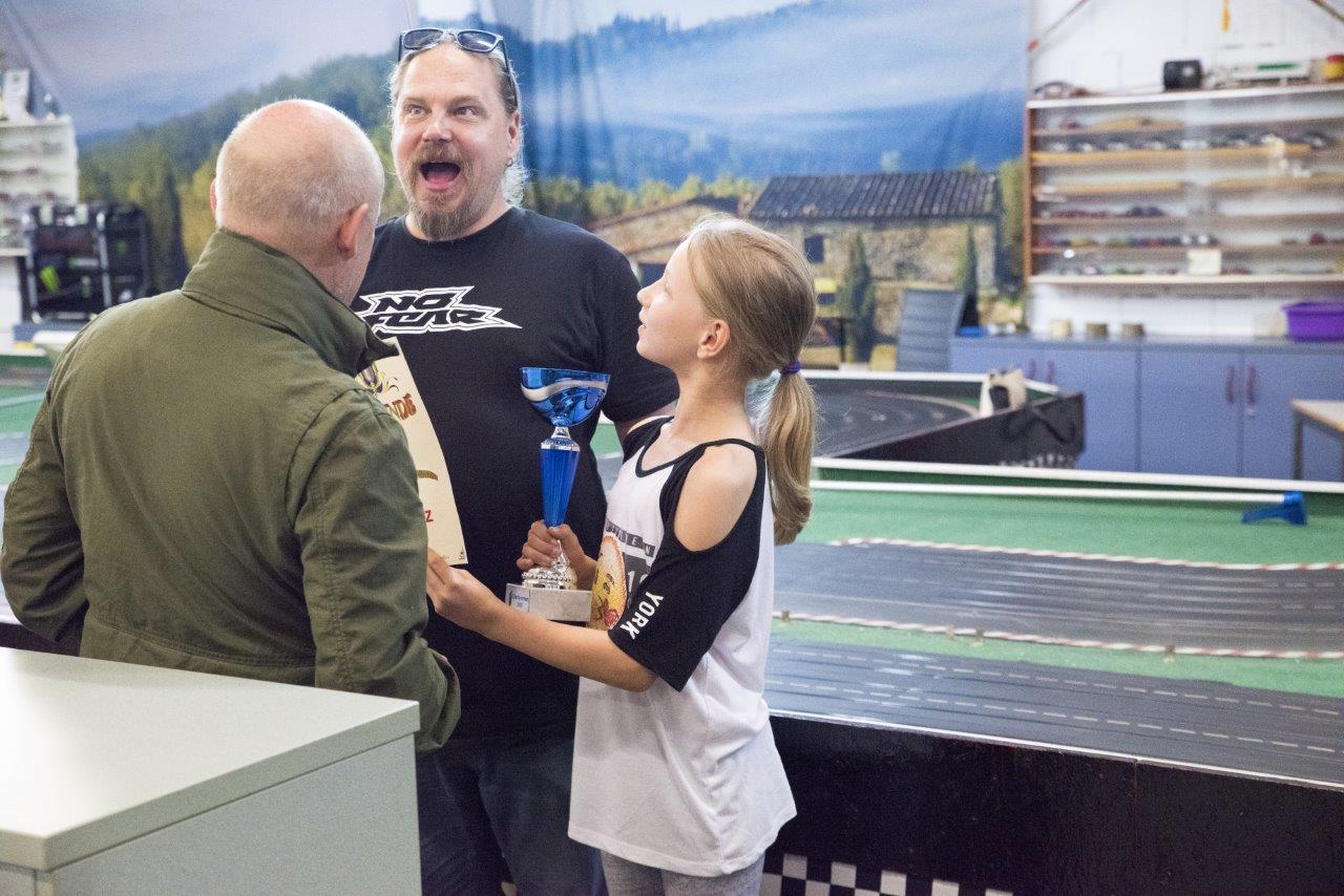 2018-06-15 UI Slot Car Rennen 384 @ Gerhartl-Sinzinger Dietmar.jpg