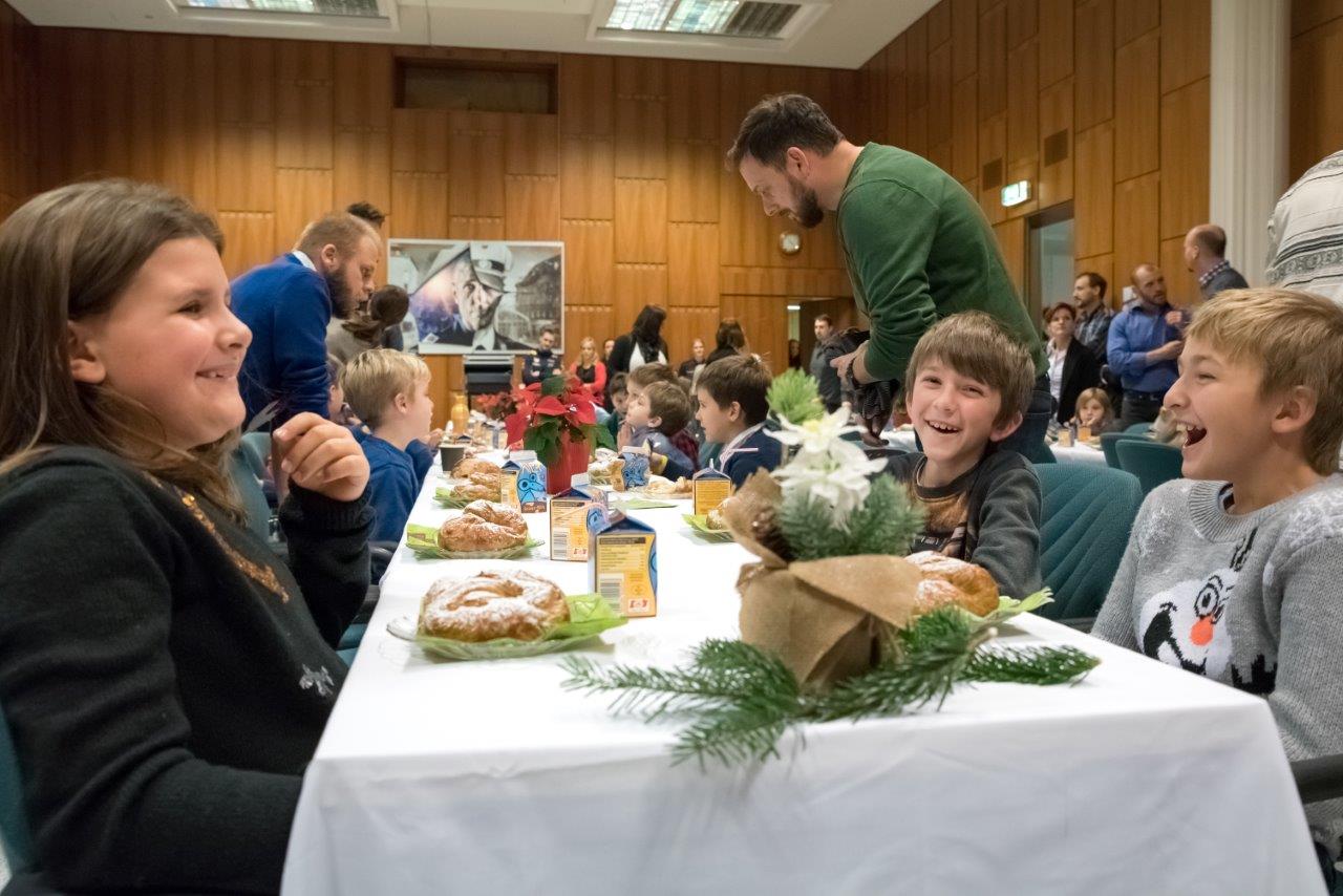 UI Kinderweihnachtsfeier 2017 17@Bernhard Elbe