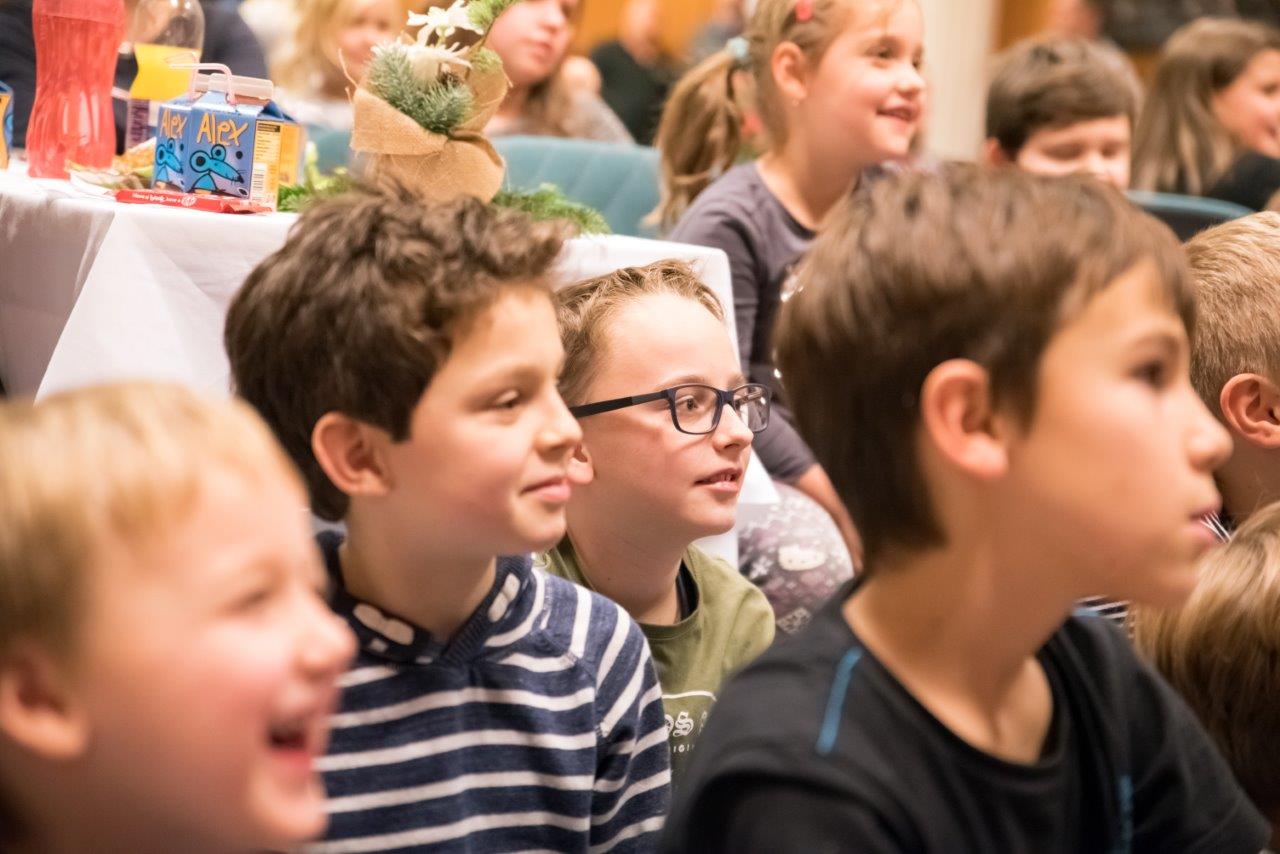 UI Kinderweihnachtsfeier 2017 102@Bernhard Elbe