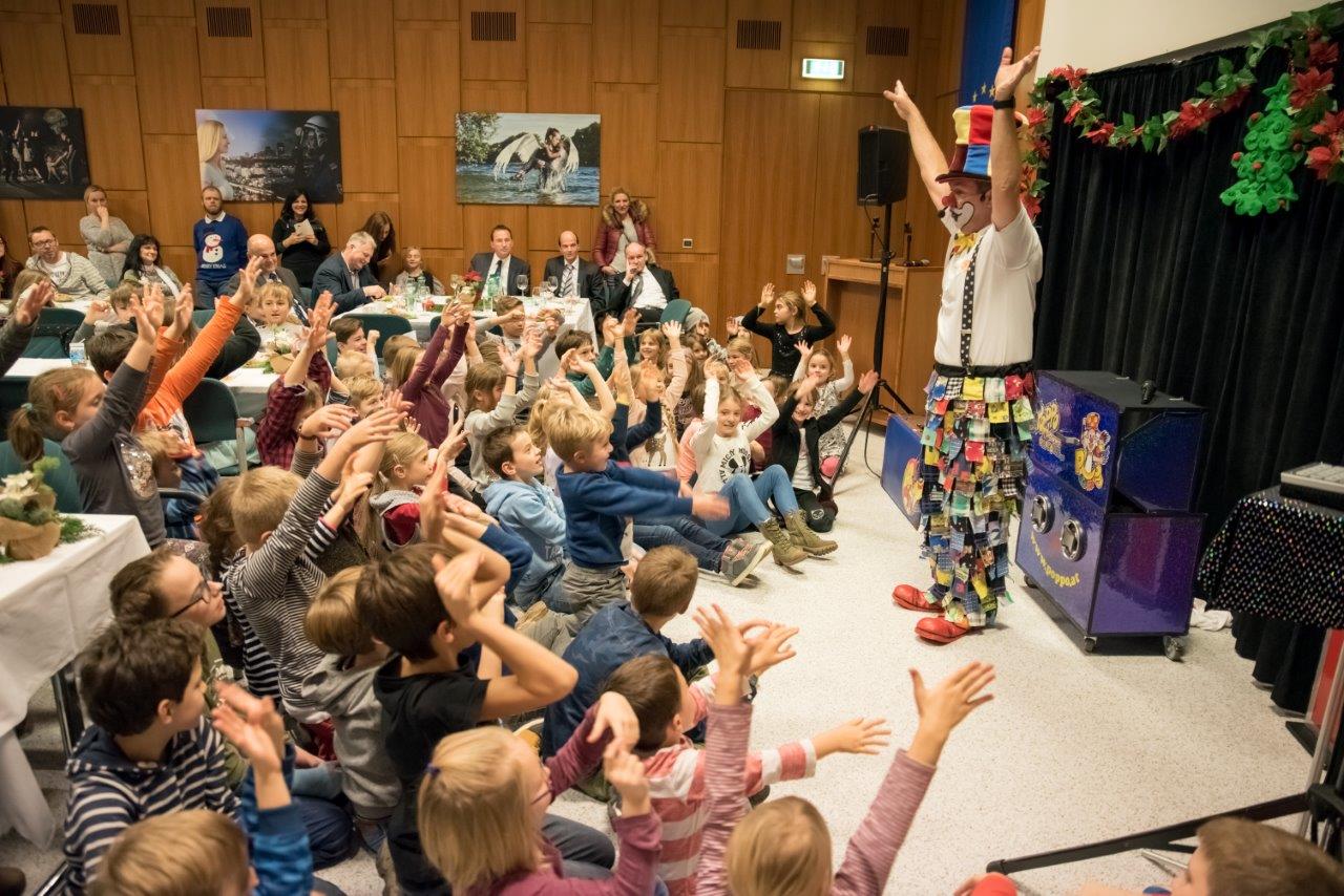 UI Kinderweihnachtsfeier 2017 98@Bernhard Elbe